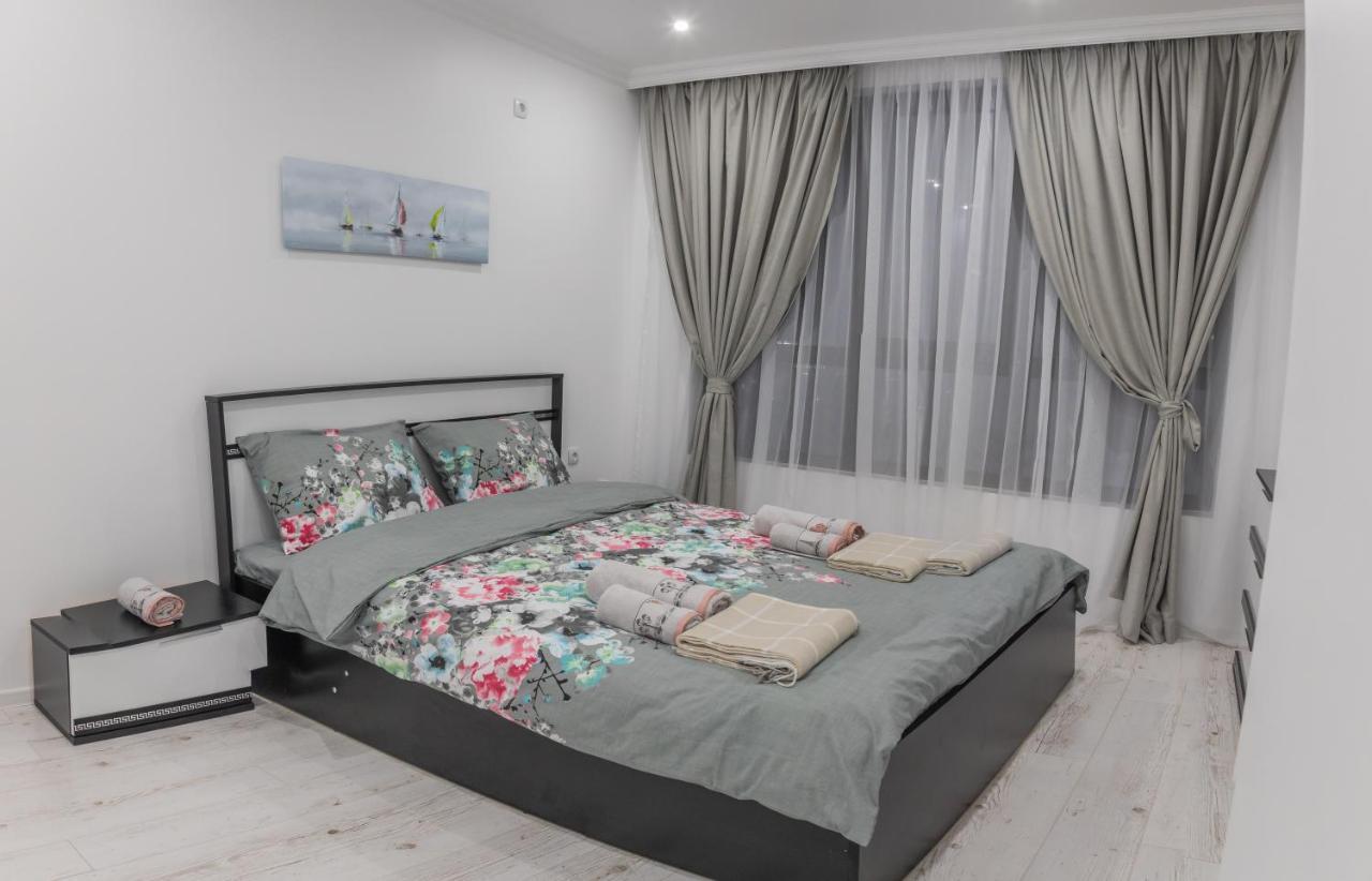 Vip Luxury Apartment Burgas Exterior photo