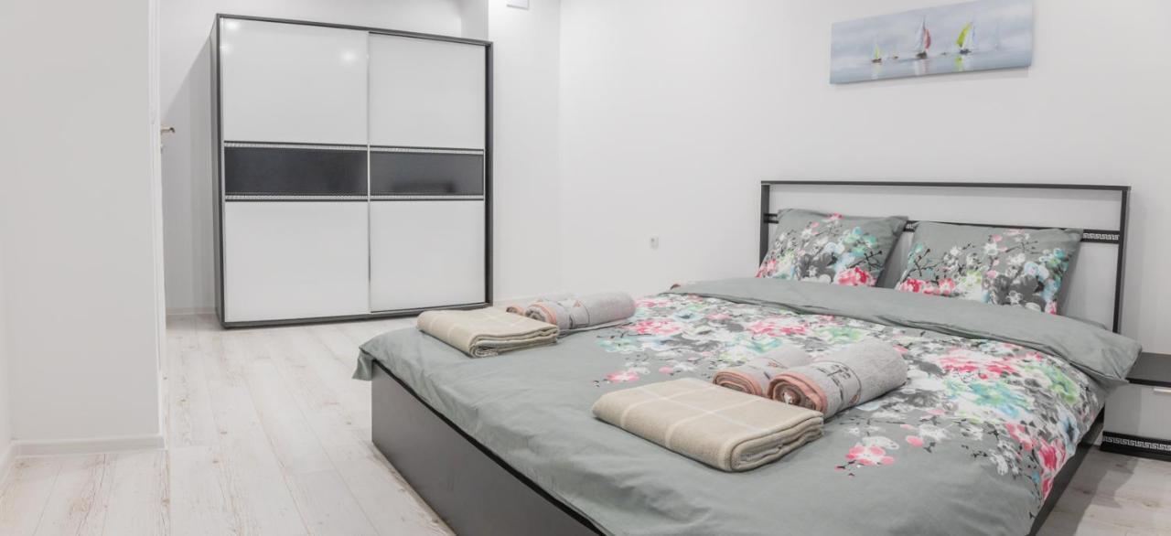 Vip Luxury Apartment Burgas Exterior photo