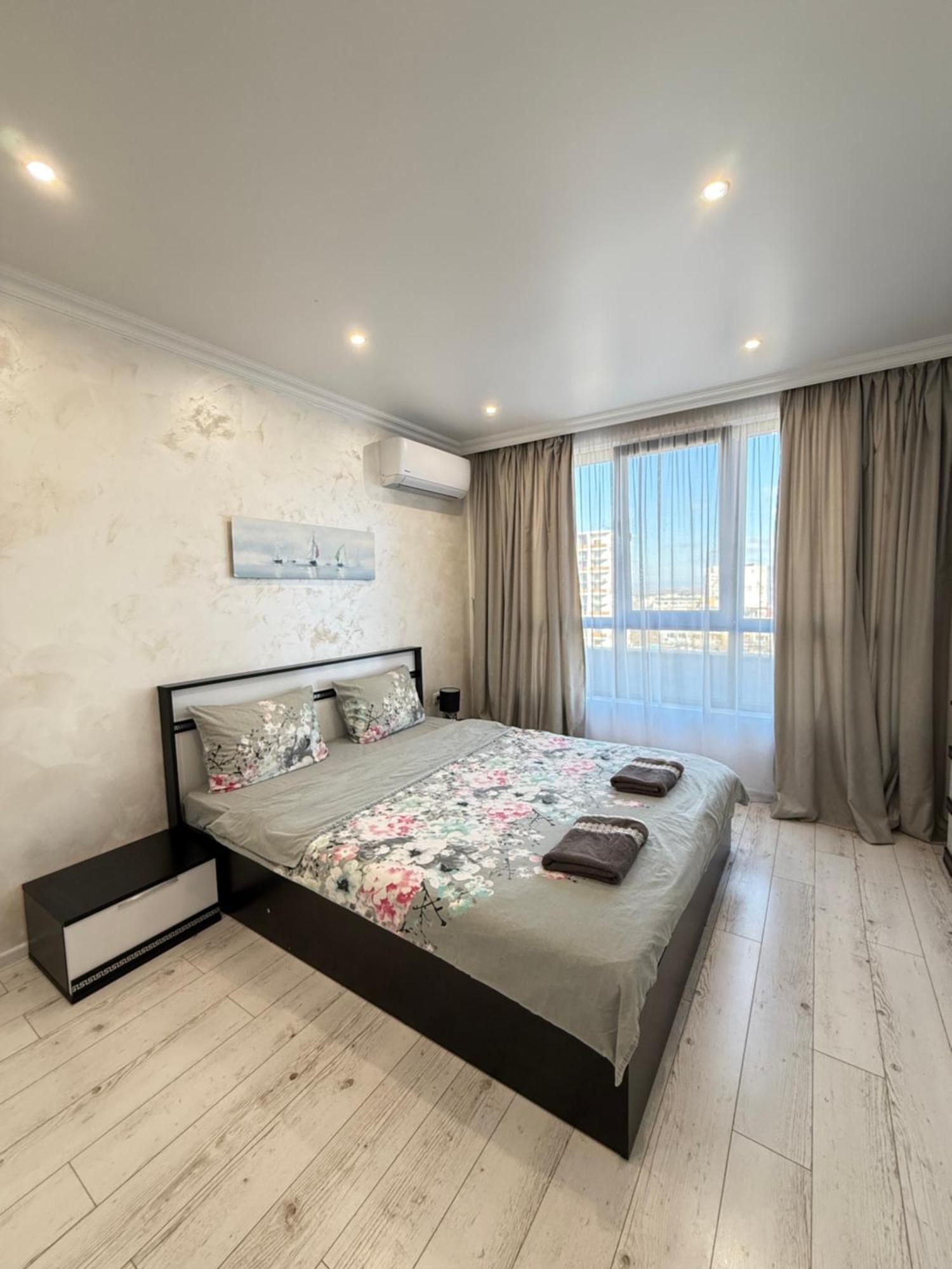 Vip Luxury Apartment Burgas Exterior photo